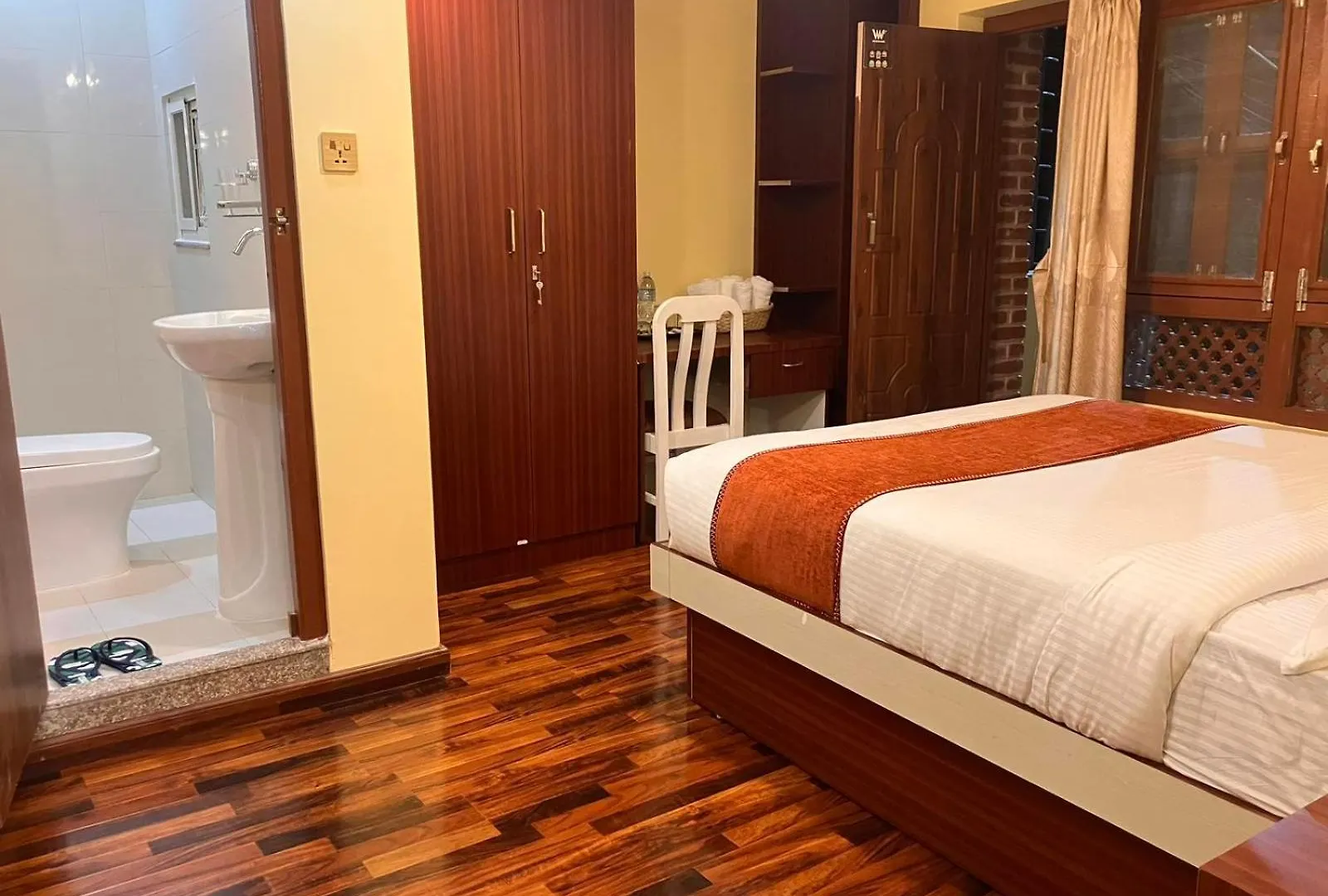 Sacred Trails Budhanilkantha Homestay 加德满都 住宿加早餐酒店